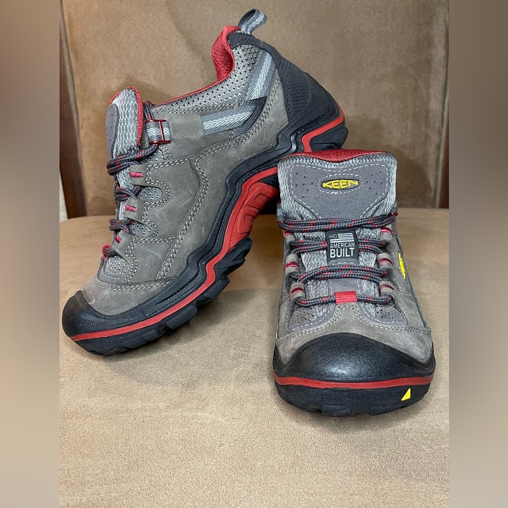 Keen Durand Low WP Womens Walking Shoes - Shitake Racing Red Size 7.5
